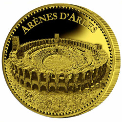 Les Arènes d'Arles dorée