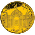 Président Emmanuel Macron dorée