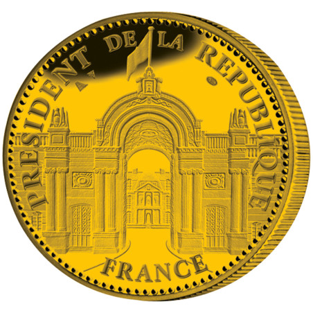 Président Emmanuel Macron dorée