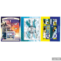 110 timbres  porte-avions,  navires de guerre et sous-marins